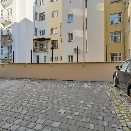Viennacek